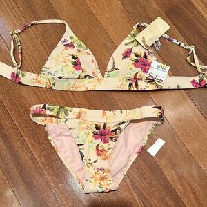 Cabana del Sol Floral Bikini Set new small size both